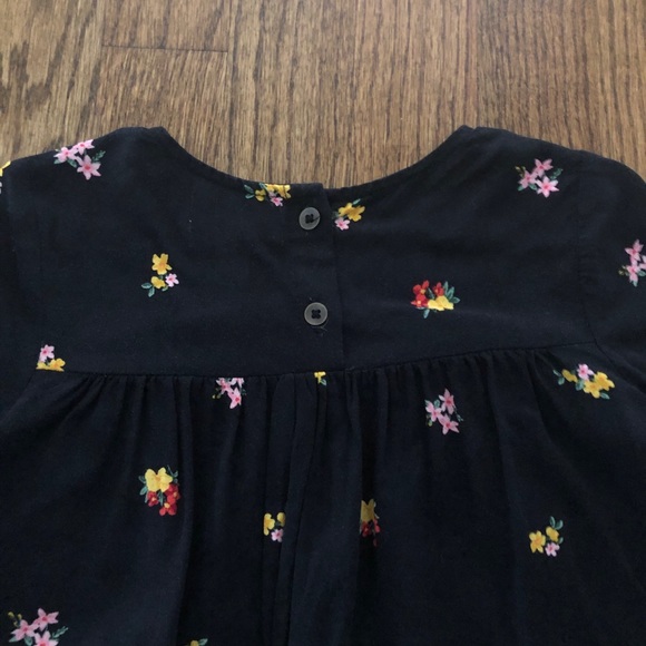 Old Navy V-neck Floral Top, Size 3T - Picture 6 of 6